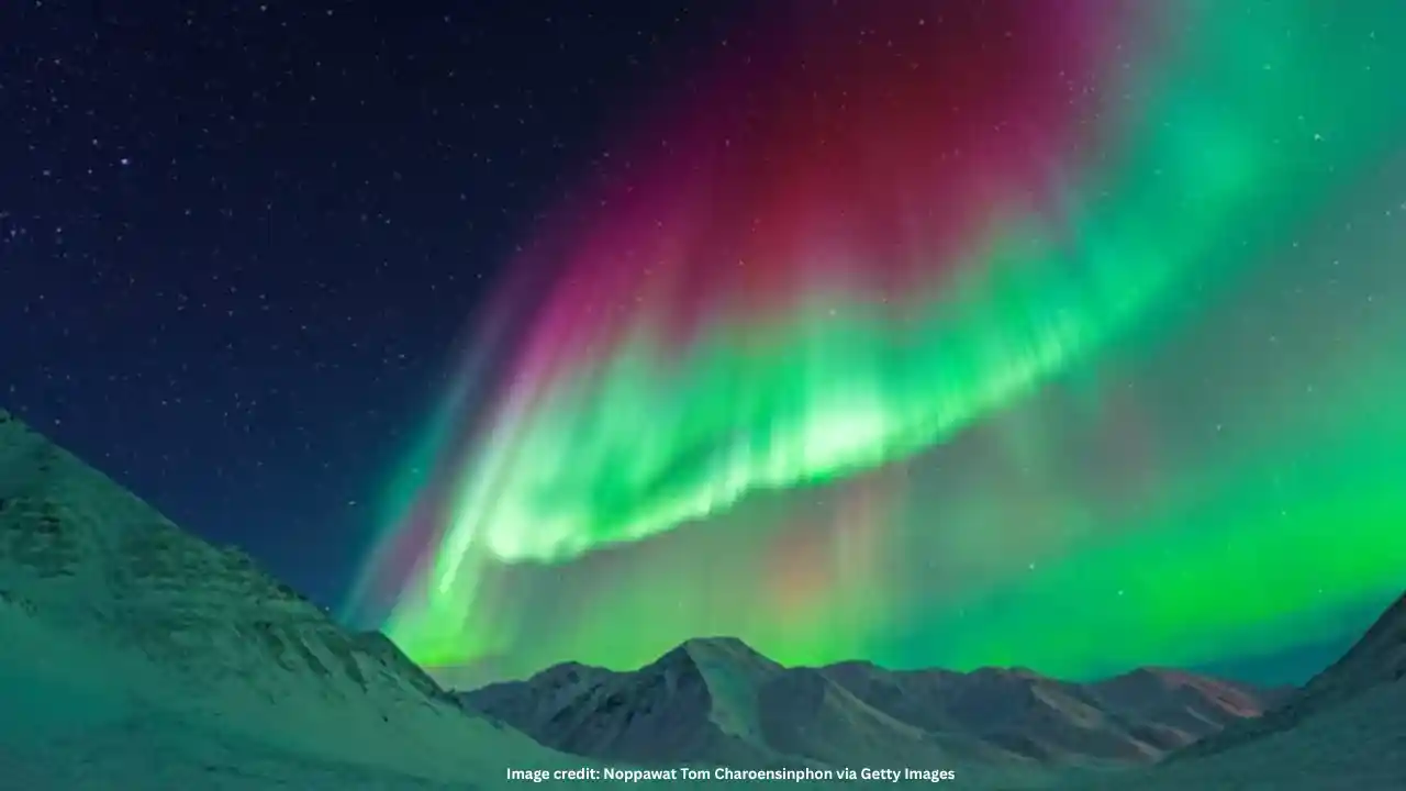 Northern Lights Tonight in Chicago? Massive G4 Geomagnetic Storm Could Light Up the Sky – Don’t Miss the Aurora Borealis on June 2, 2026 Northern Lights Tonight in Chicago? Massive G4 Geomagnetic Storm Could Light Up the Sky – Don’t Miss the Aurora Borealis on June 2, 2025 Image credit: Noppawat Tom Charoensinphon via Getty Images